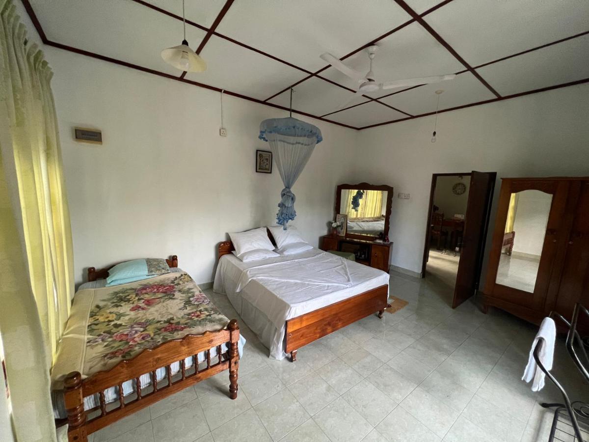 Summer Ridge - Homestay Ratnapura Exterior foto