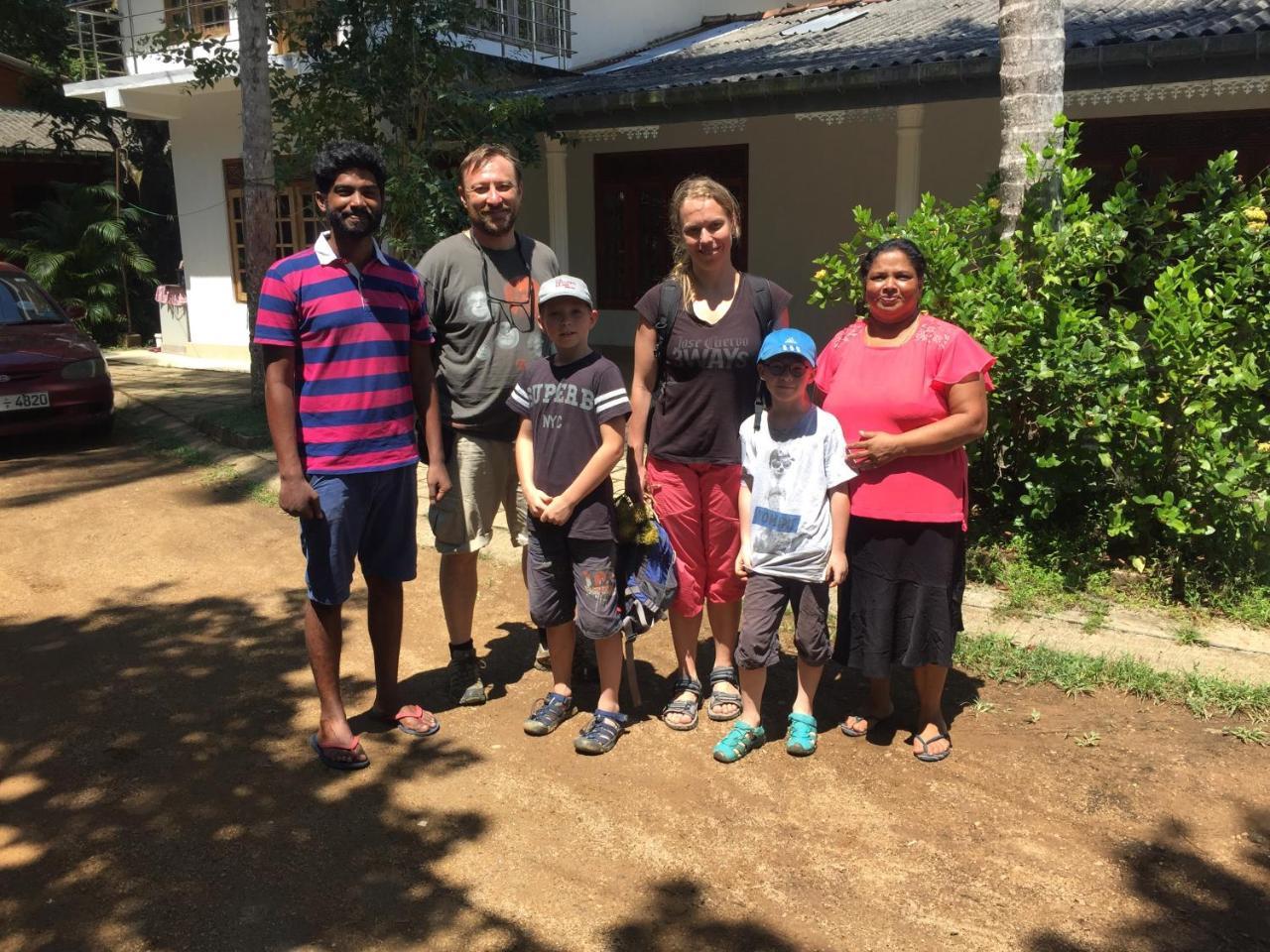 Summer Ridge - Homestay Ratnapura Exterior foto